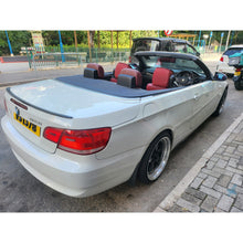 Load image into Gallery viewer, (租車服務) BMW 323i Convertible 開篷 2500cc